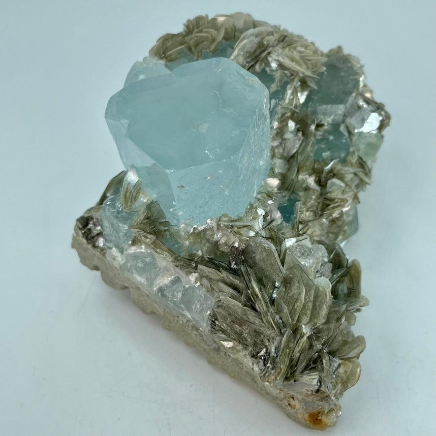Aquamarine, Muscovite