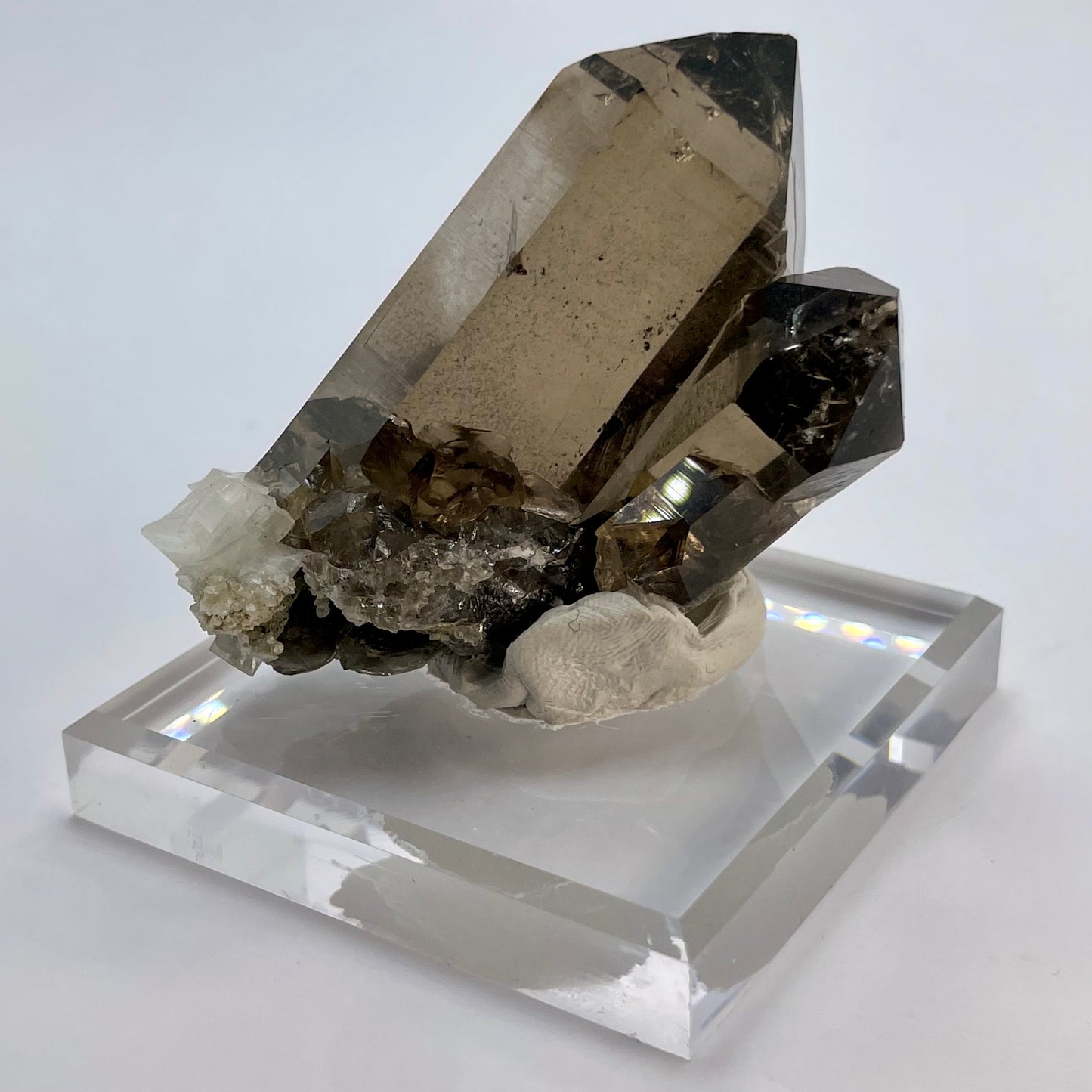 Benitoite Neptunite Natrolite Mineral